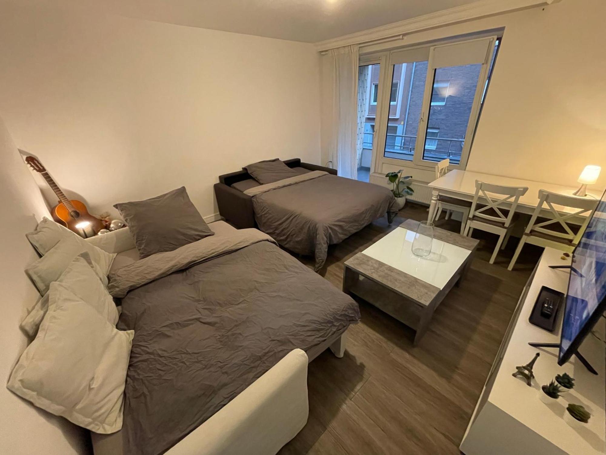 Cozy Apartment City Nightlife Дюссельдорф Экстерьер фото